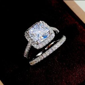 2 Piece Princess Cut Diamond Wedding Rings
